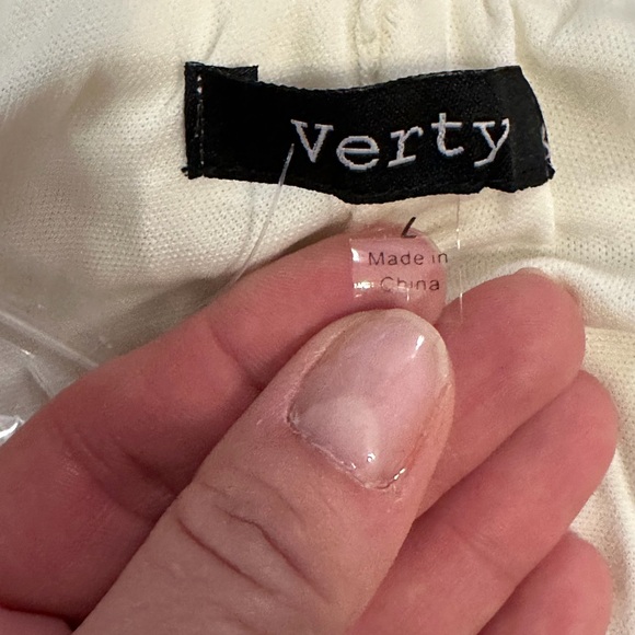 Verty White Lace High Waist Women's Shorts - Picture 3 of 4